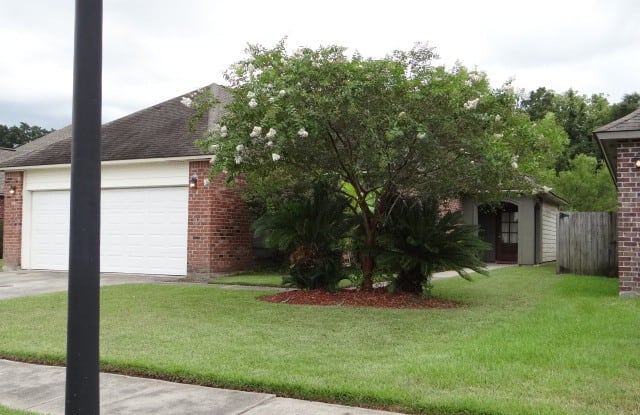 3323 Nicholson Lake Dr. - 3323 Nicholson Lake Drive, Gardere, LA 70810