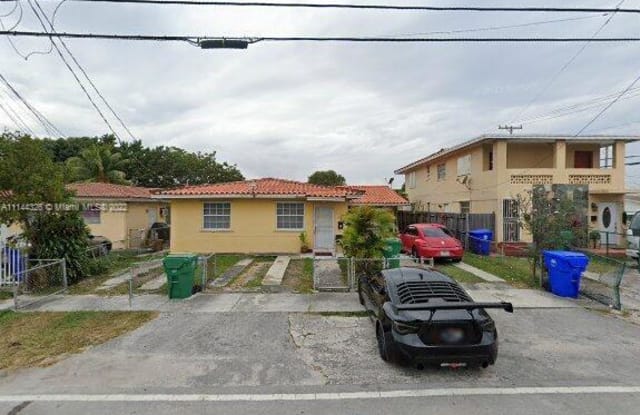 886 NW 25 AV - 886 NW 25 Ave, Miami, FL 33125