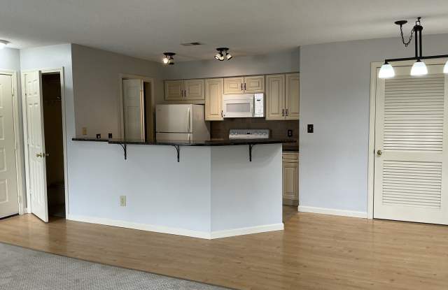 15 Forest Glen Circle