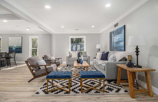 Photo of 2806 Chaucer Drive Southwest