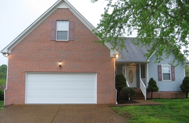 2611 Danbury Cir - 2611 Danbury Circle, Spring Hill, TN 37174