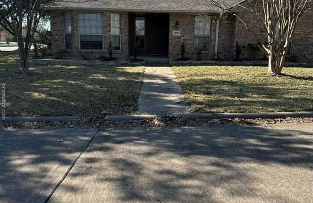 4022 Windswept Drive