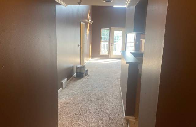 2 Bedroom 2 Bathroom with Loft- Available Now!