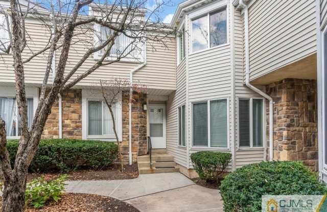 1118 Schmidt Lane