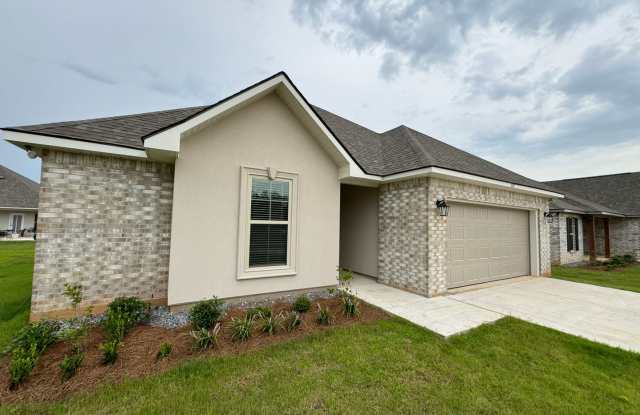 Like New Construction in Haughton...