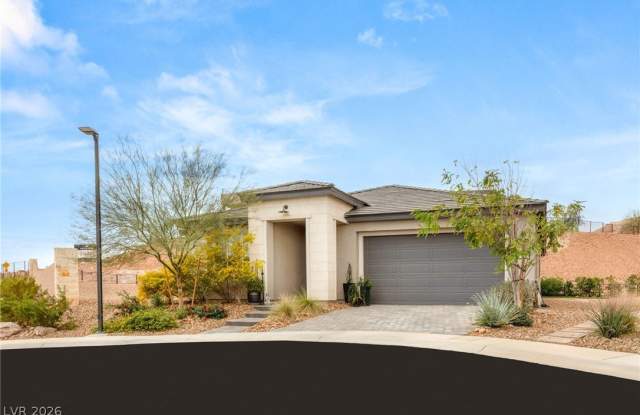6 Sun Lily Lane