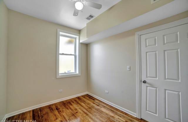 Photo of 4916 30th Place