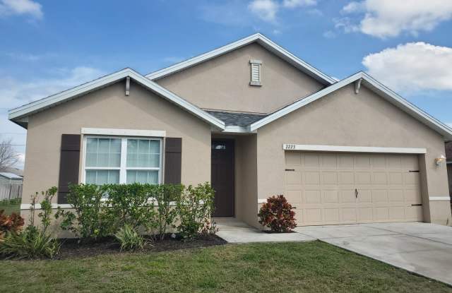 2223 Southwest 20th Avenue - 2223 Southwest 20th Avenue, Cape Coral, FL 33991