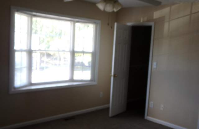 3987 Sterling Pointe Dr