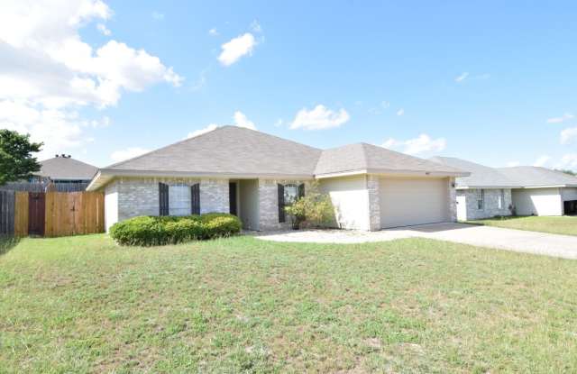 4407 Aspen Dr