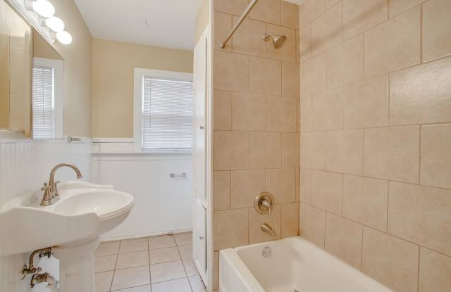 Pre Leasing for fall 2026! 3/2 in Tech Terrace