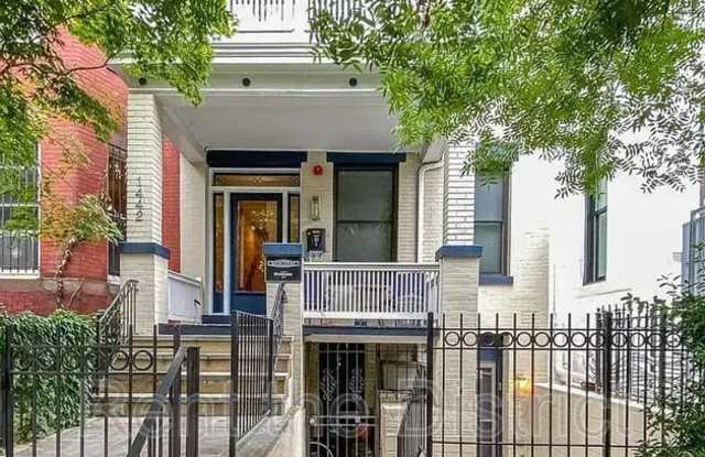 1442 Harvard St NW