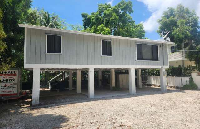 757 Musa Drive