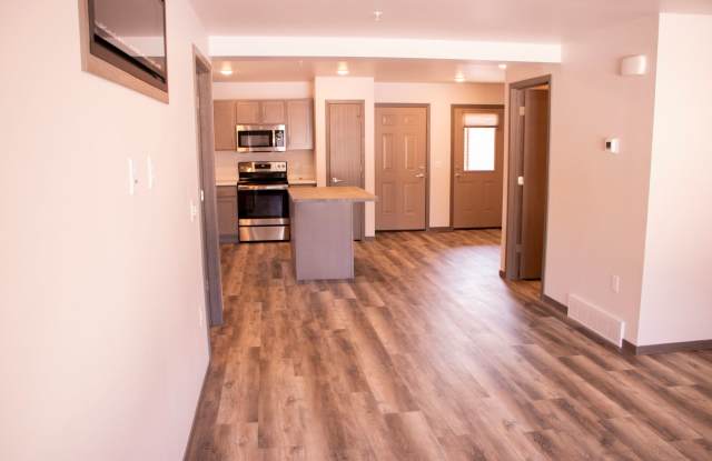 2Bed End Unit - 2 Car Garage!