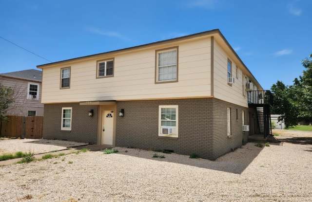 Photo of 507 W Estes Ave