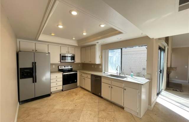 Photo of 4886 Paseo De Vega