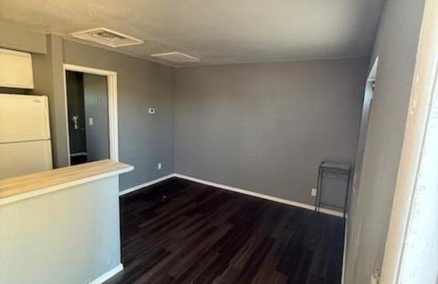 417 N 18TH Drive unit: 3