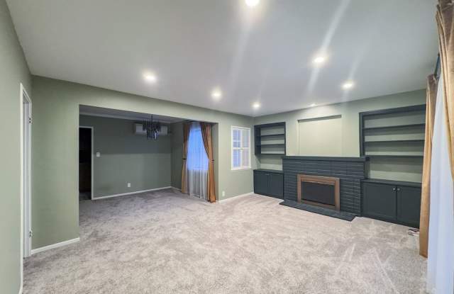 Beautiful 3bd 2 ba House