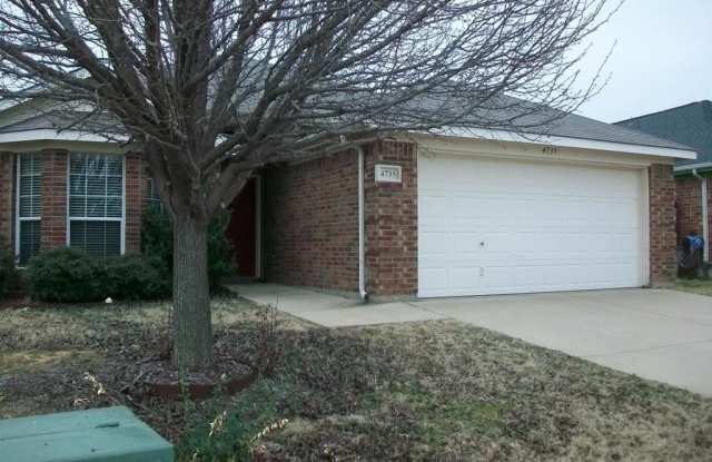 4735 Topaz Lane