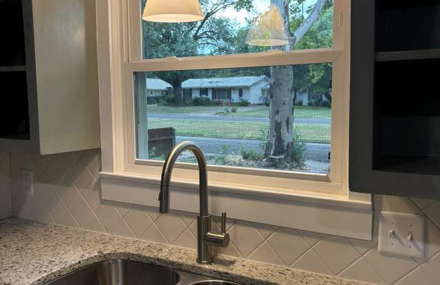 Photo of 3900 Sanger Avenue