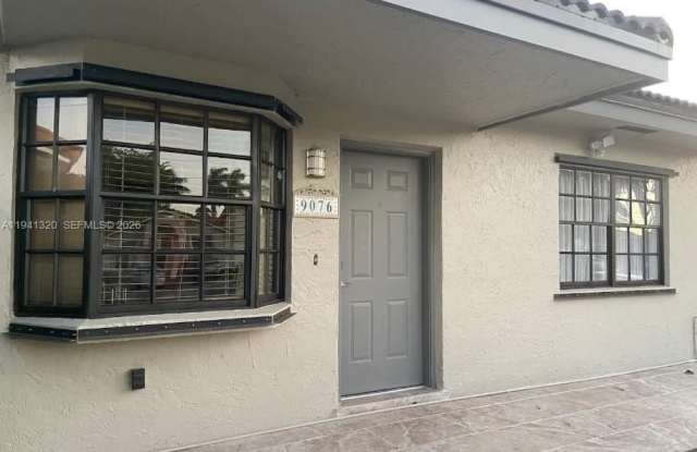 Photo of 9076 NW 114th St