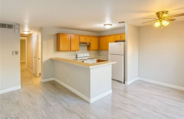 2962 Juniper Hills Boulevard