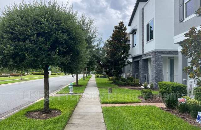 10253 Austrina Oak Loop