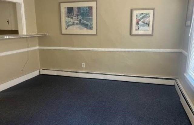 Photo of 40 W Broadway Street