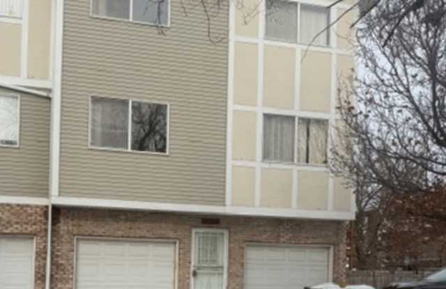 Photo of 7018 100th Street