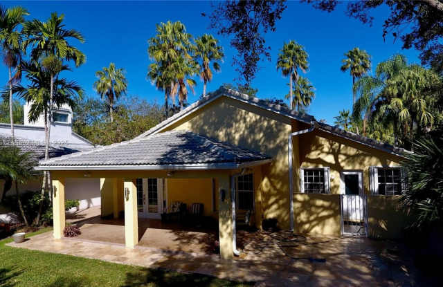 Photo of 2138 Harbor Way