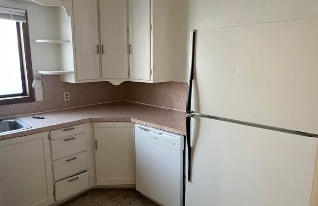 1312 East Sherman Avenue