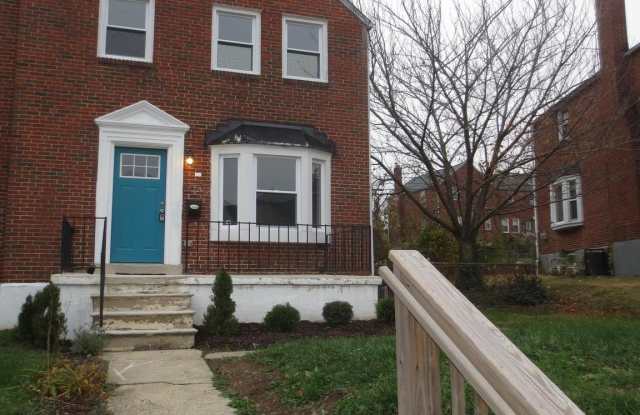 2027 RAMBLEWOOD Road