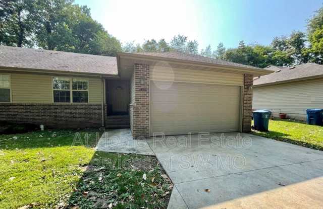 1496 Riverside