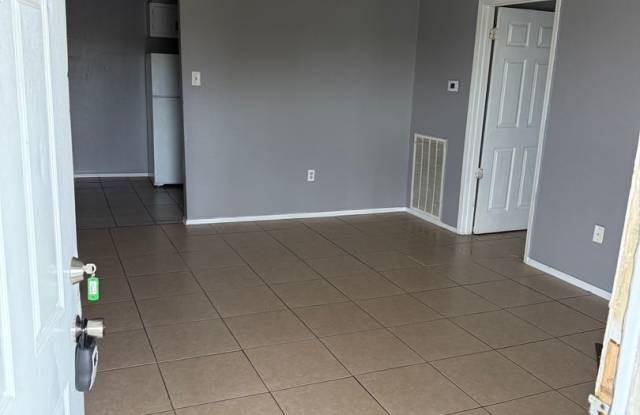 FOR RENT in BATON ROUGE!