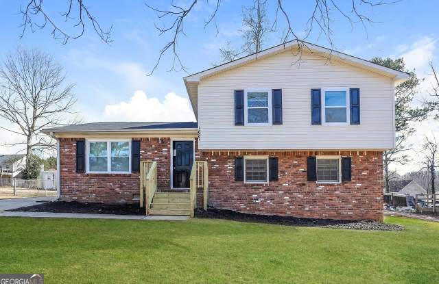 1687 Spoonbill Road
