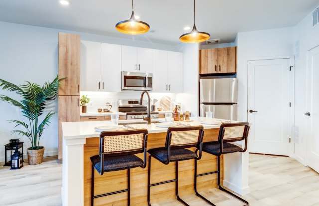 Tempo at Nine Mile Station