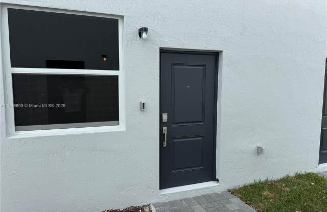 Photo of 16225 SW 147th CT