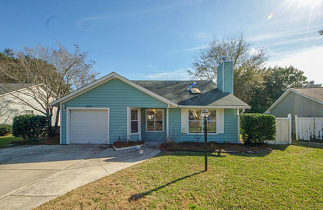 1552 E Crossing Lane - 1552 East Crossing Lane, Mount Pleasant, SC 29466