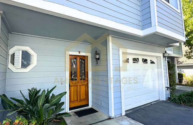 1686 Eucalyptus Drive - B