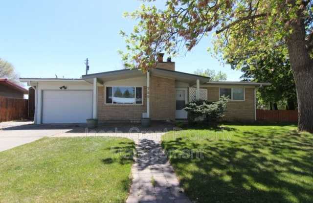 786 Sykes Dr