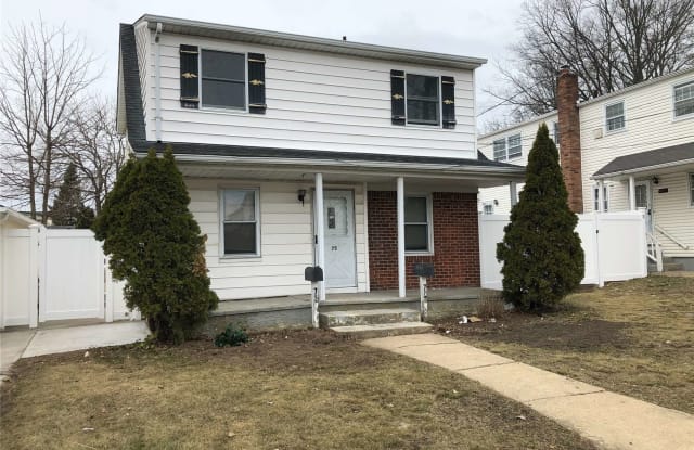 77 S Fulton Street - 77 S Fulton St, Westbury, NY 11590