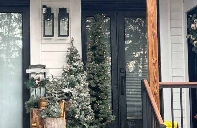 Photo of 103 Filors Lane unit: Apt 101