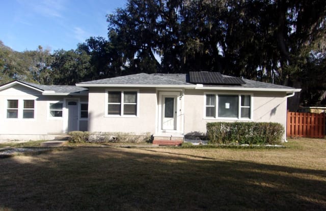 210 N 15th St. - 210 North 15th Street, Fernandina Beach, FL 32034