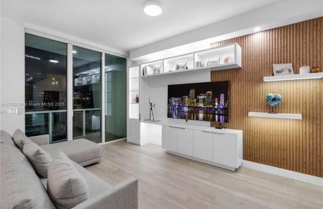 Photo of 31 Southeast 5th Street