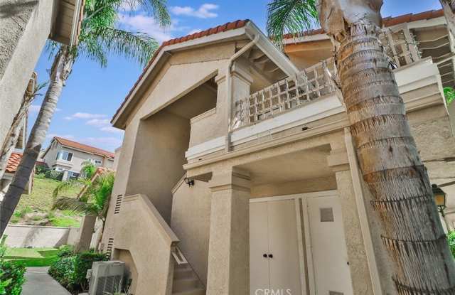 625 Hazelwood Way