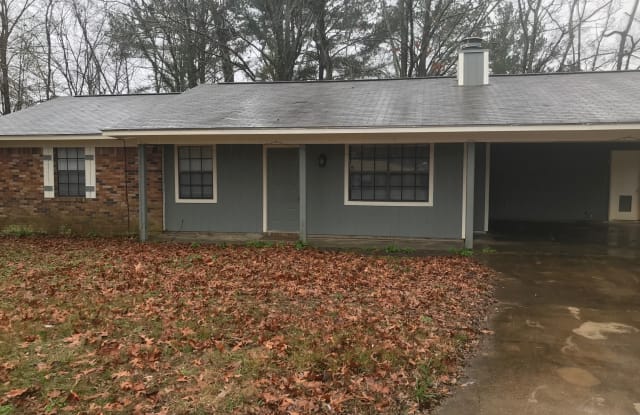 615 Green St - 615 Green Ct, Jackson, MS 39272