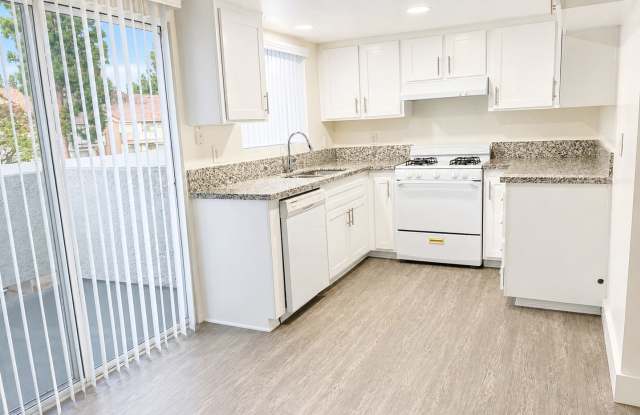 Beautiful 3 Bedroom Apartment In Placentia