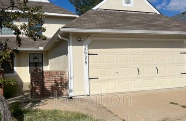 2528 Crestline Court - 1