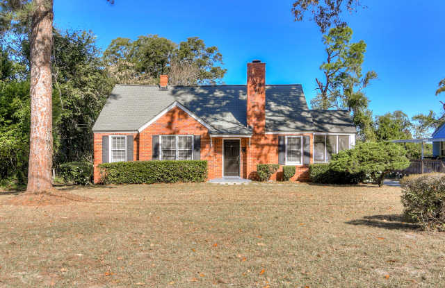 Photo of 2631 Oakland Avenue