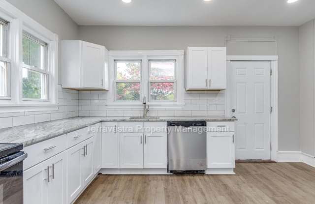 Photo of 116 W Main Street